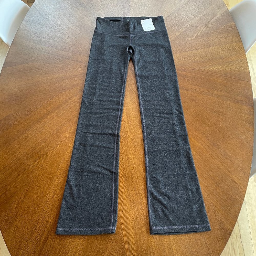 Gapfit gdance slim boot leggings - Charcoal Gray, Small, NWT